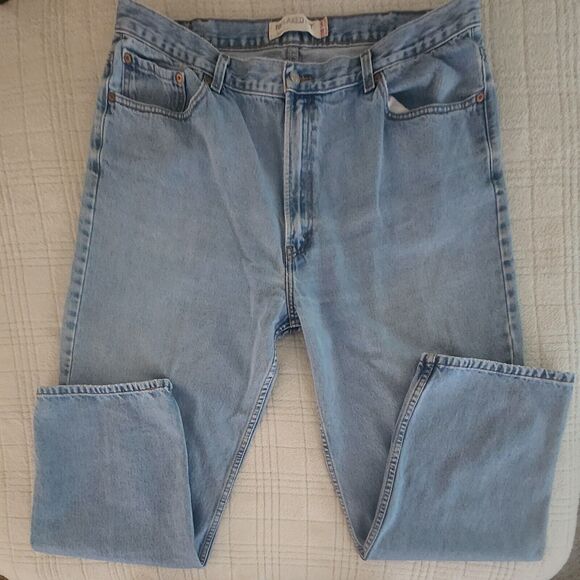 Levis Men Jeans 42x30 Blue 550 Relaxed Fit Tapered Leg Medium Stonewash - Picture 1 of 7